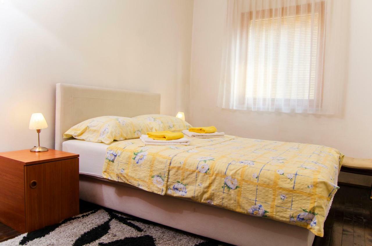 Aa Apartment *