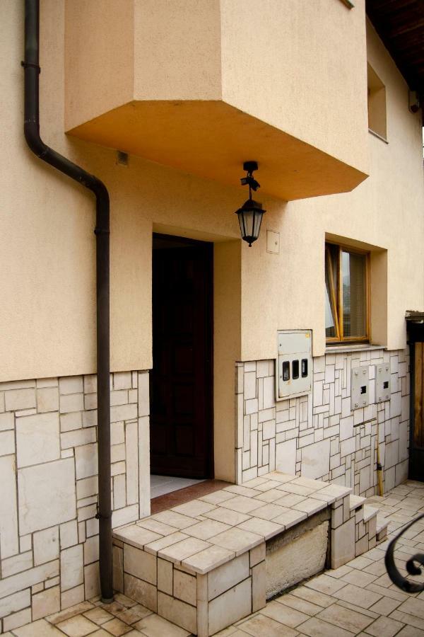 Apartment Aa *